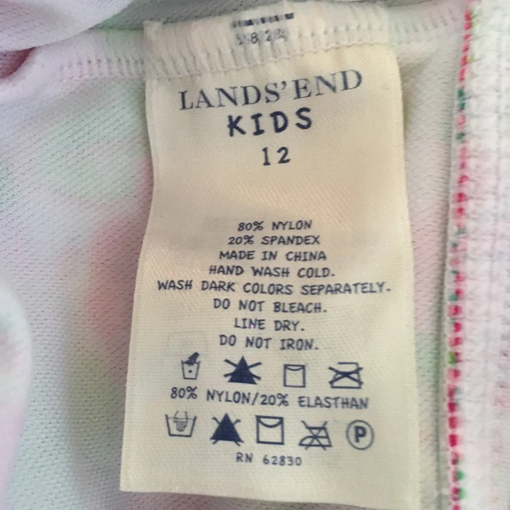 Lands End One piece Pink Floral Swimsuit‎ size 12